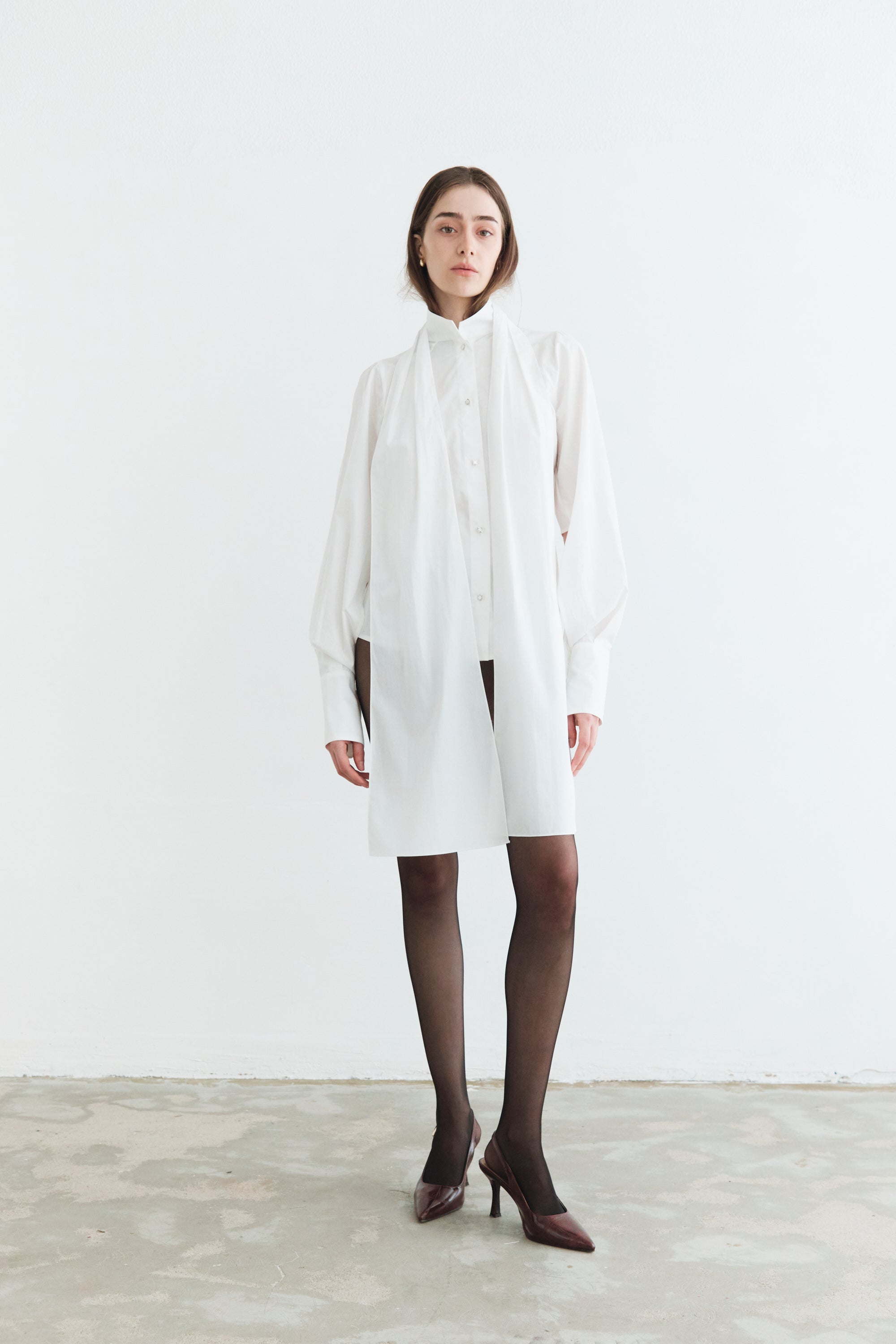 Lavallière-Tie Blouse