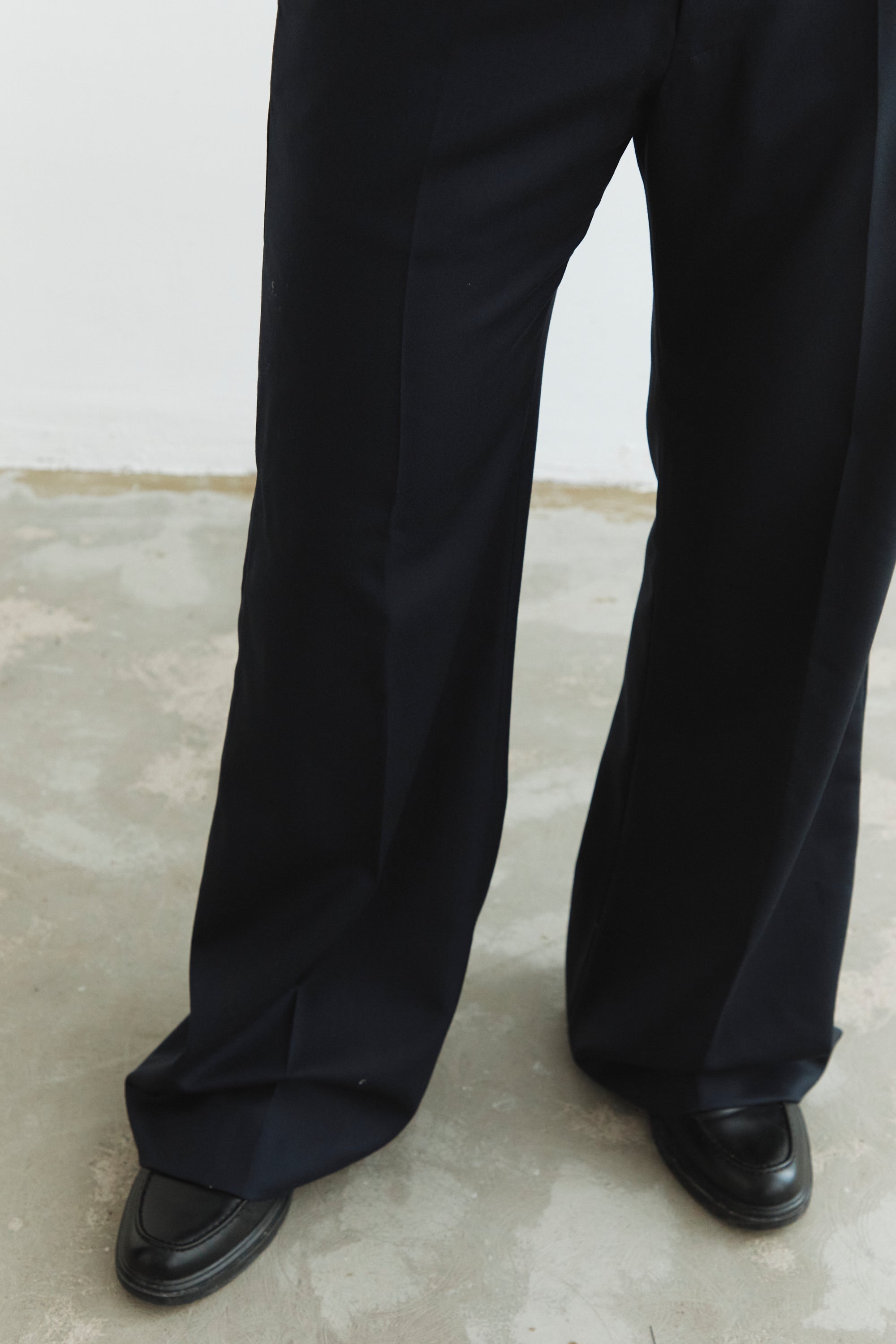 TAILORED BOOTCUT PANTS
