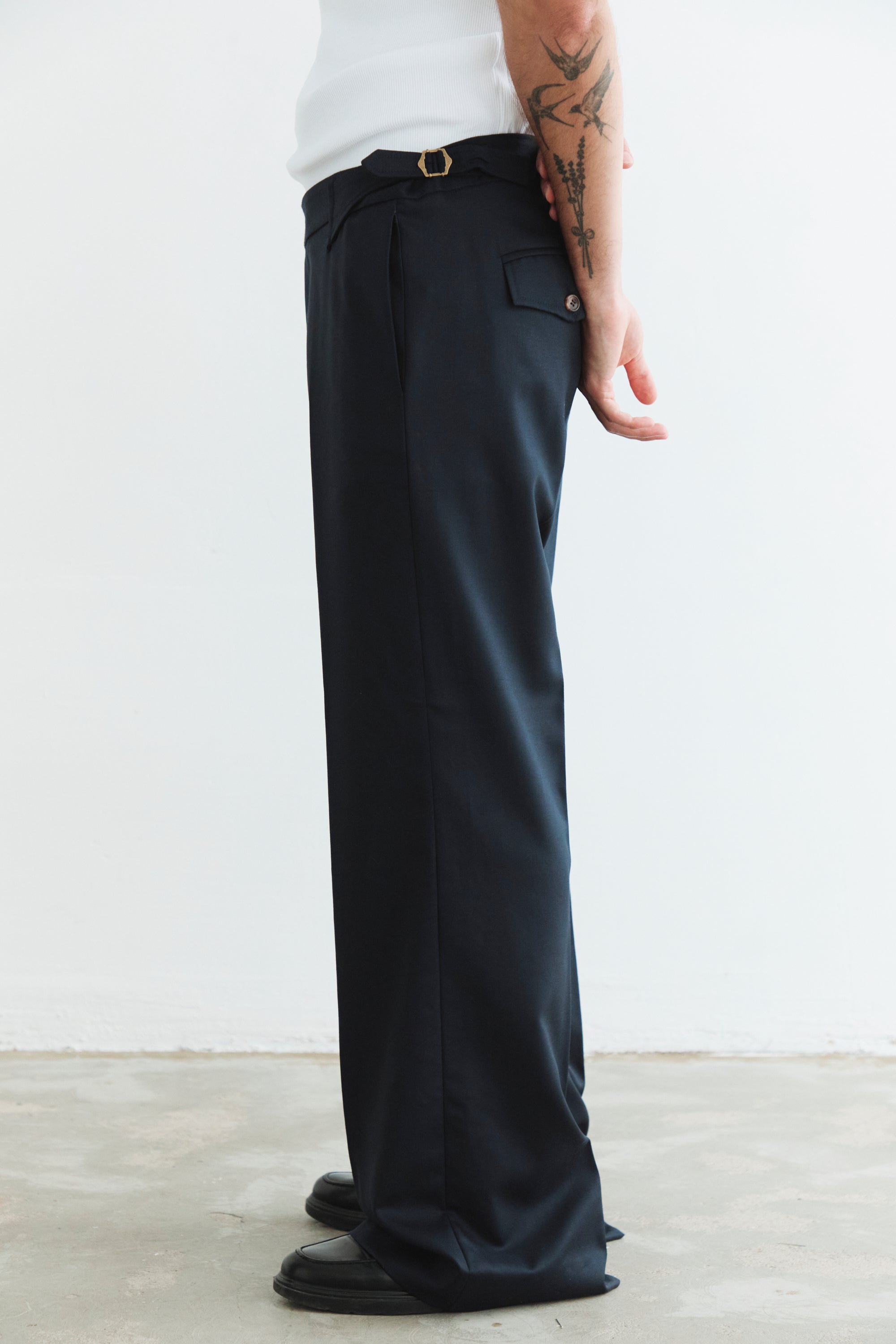 TAILORED BOOTCUT PANTS