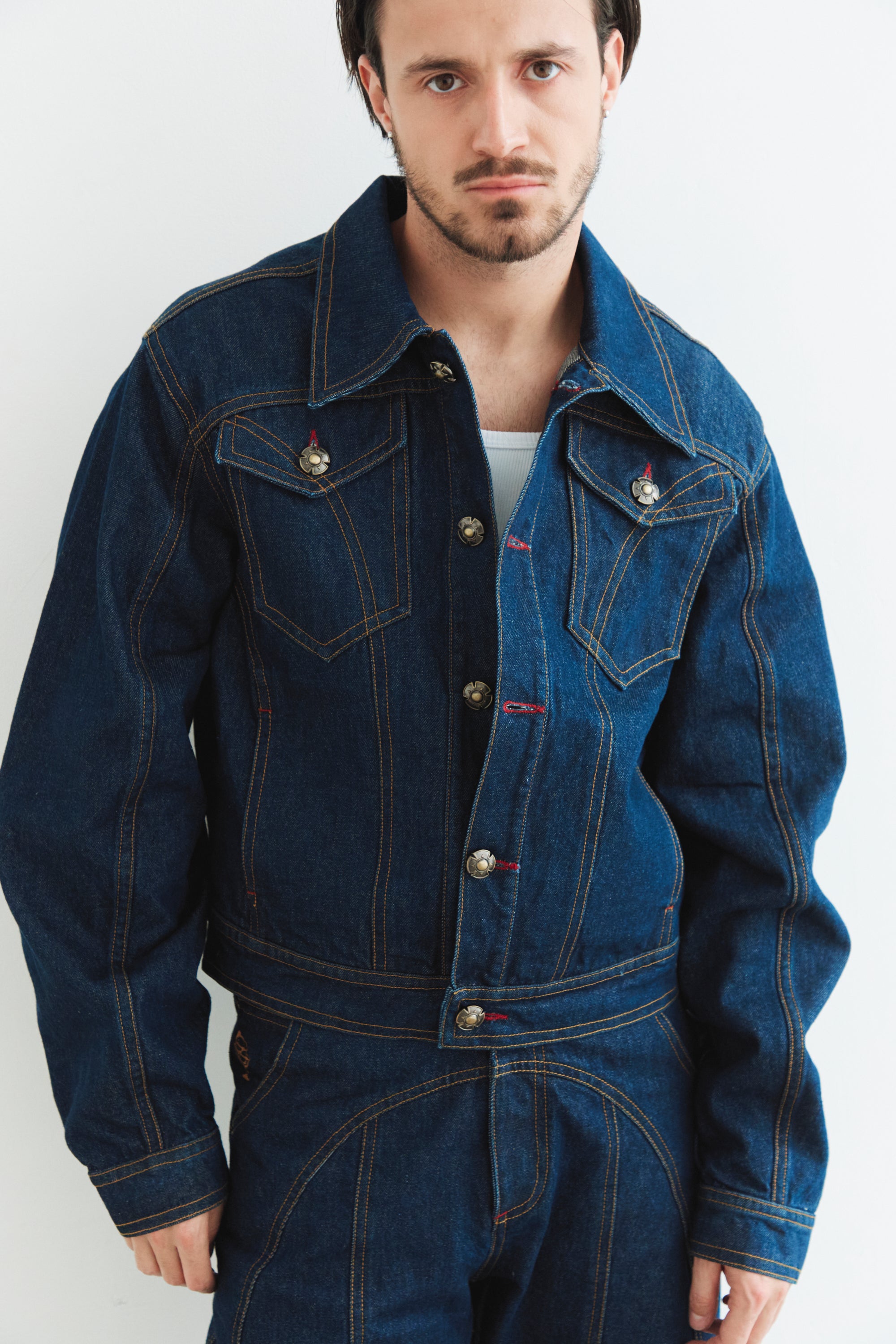 DENIM TRUCKER JACKET